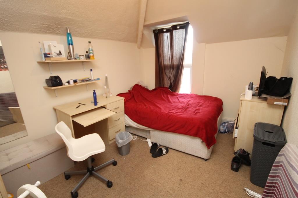 6 bed flat to rent in Chandos Road, Bristol 7