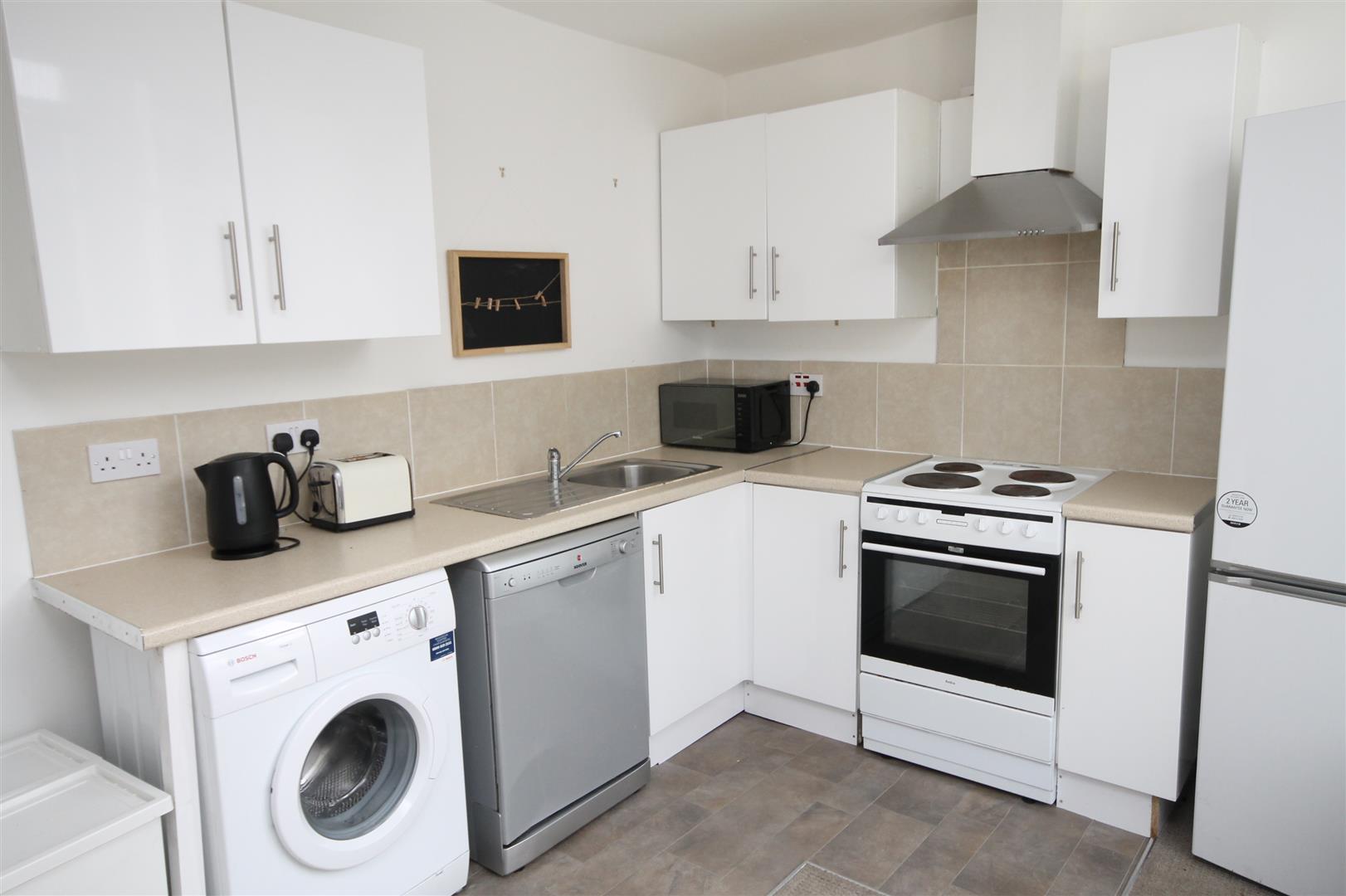 2 bed flat to rent in Chandos Road, Bristol 1