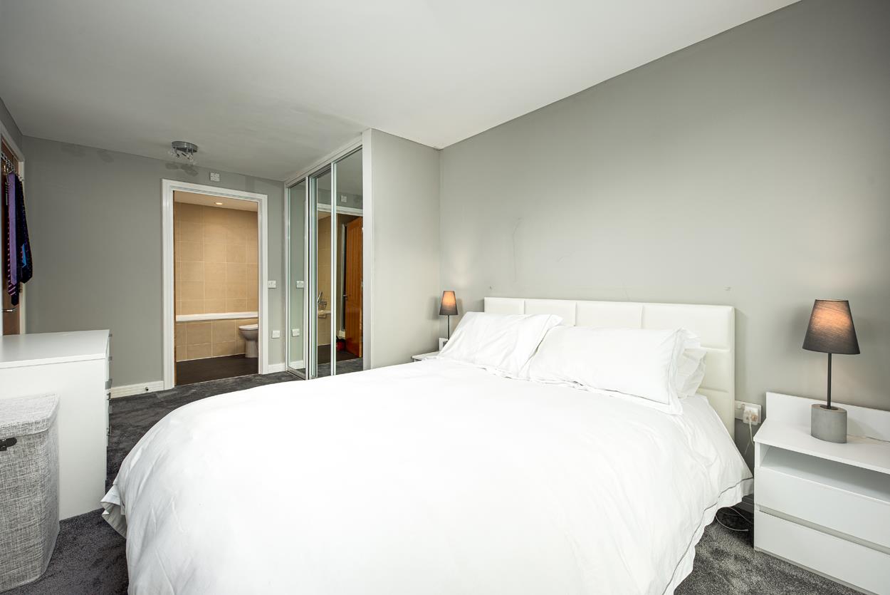 2 bed apartment for sale in Merchants Road, Bristol  - Property Image 10