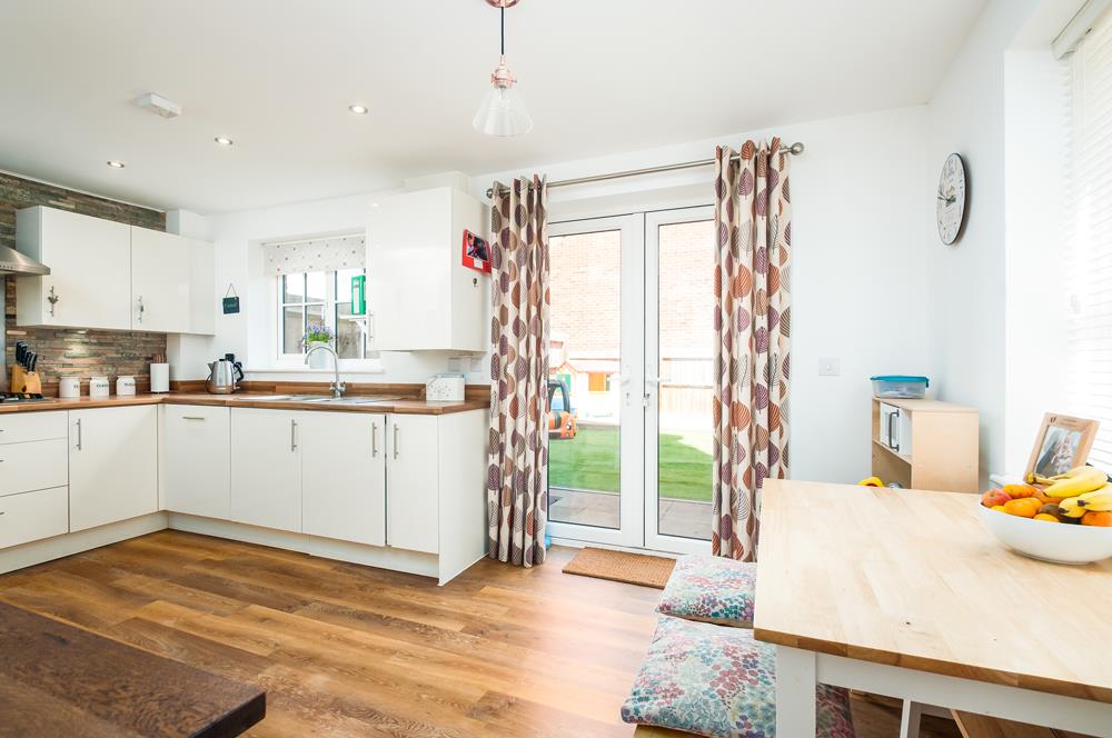 4 bed house for sale in Thornfield Road, Bristol 6