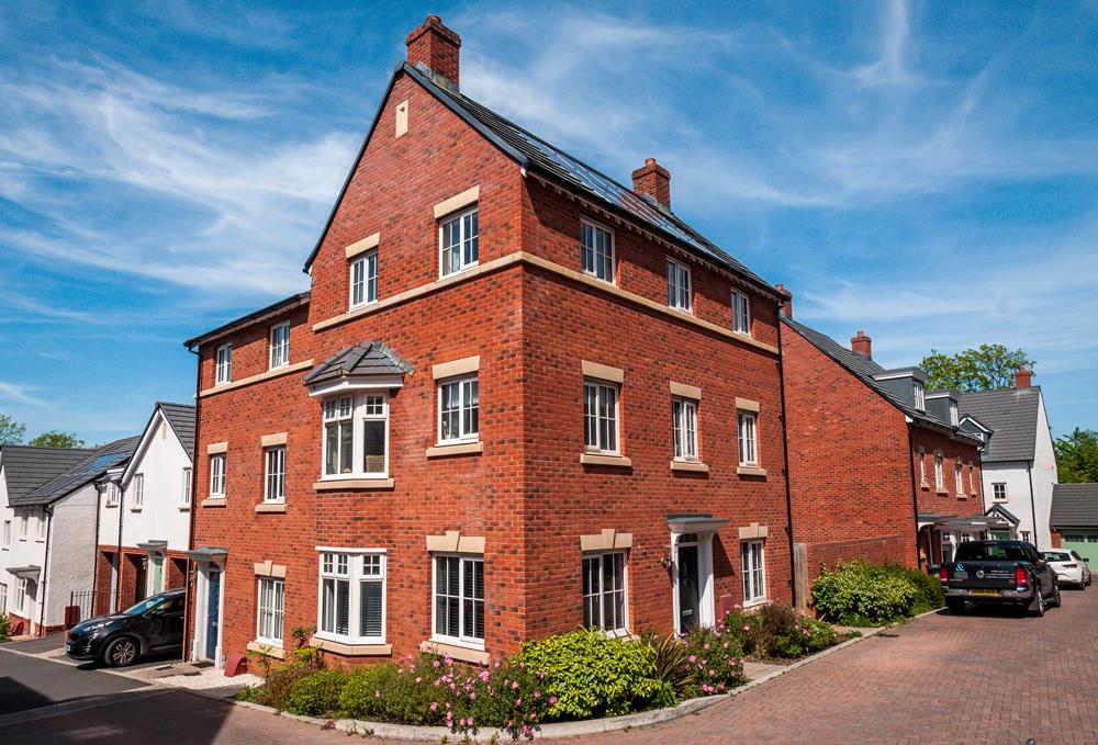 4 bed house for sale in Thornfield Road, Bristol  - Property Image 2