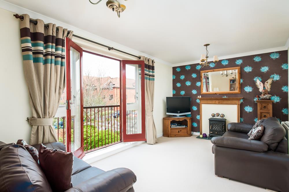 2 bed house for sale in Canada Way, Bristol  - Property Image 2