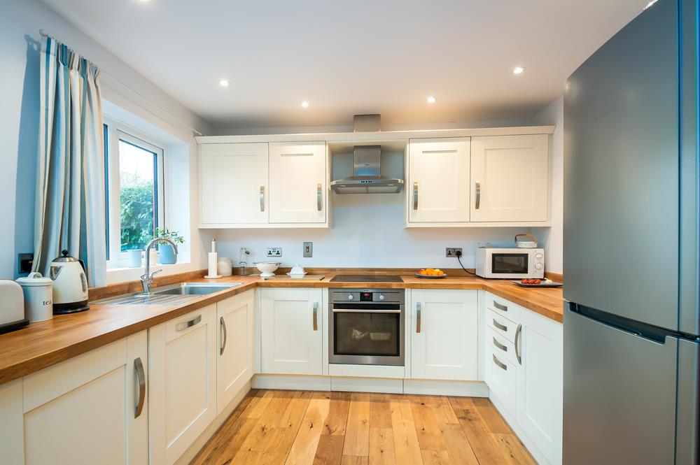 2 bed house for sale in Canada Way, Bristol 1