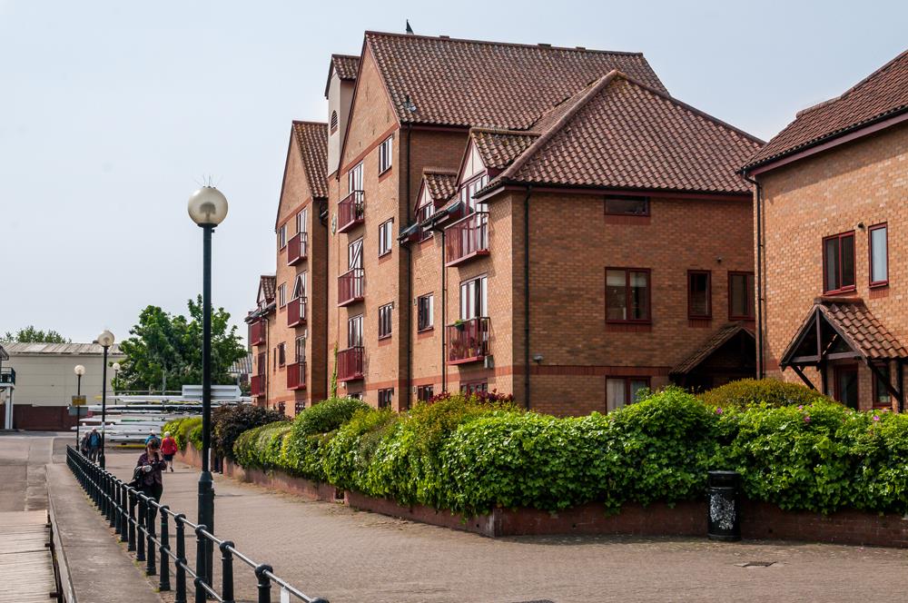 3 bed flat for sale in Cumberland Close, Bristol 1