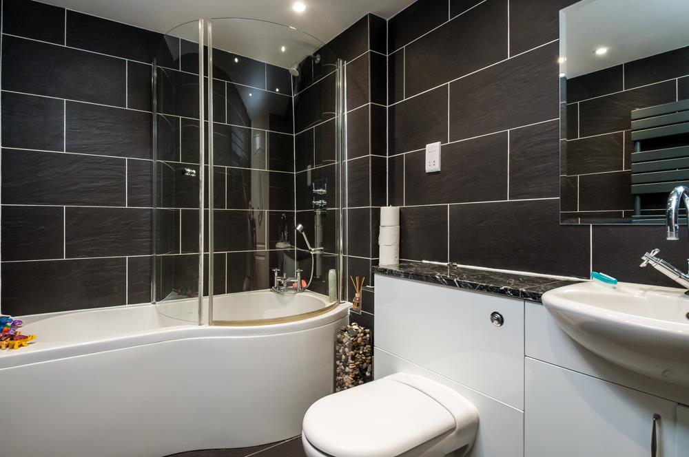 3 bed flat for sale in Cumberland Close, Bristol  - Property Image 13