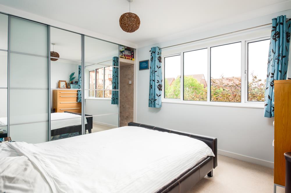 3 bed flat for sale in Cumberland Close, Bristol  - Property Image 9