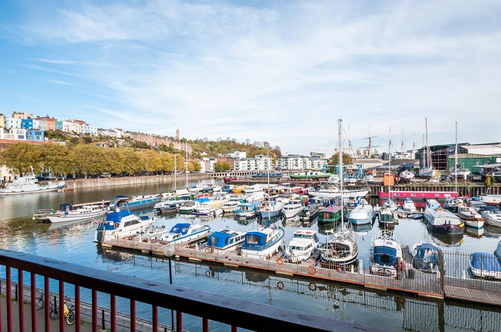 3 bed flat for sale in Cumberland Close, Bristol - Property Image 24