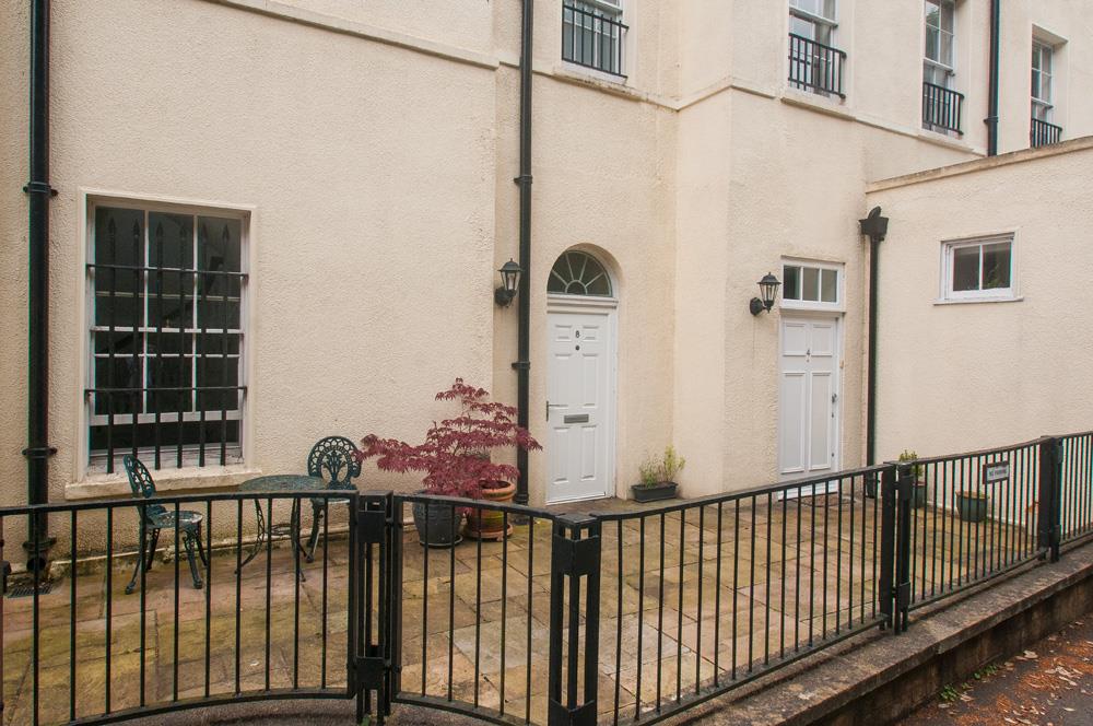 2 bed flat for sale in Cornwallis Grove, Bristol 2