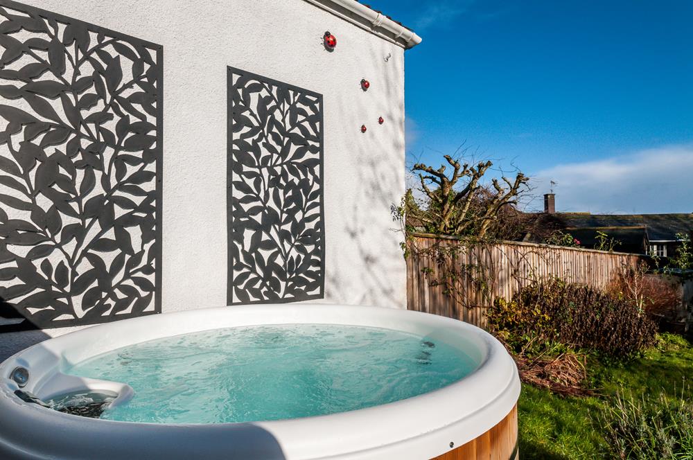 4 bed house for sale in Arbutus Drive, Bristol 17