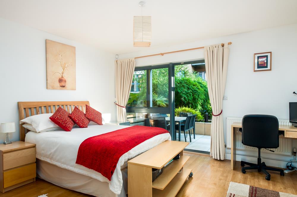 4 bed house for sale in Chapter Walk, Bristol 6