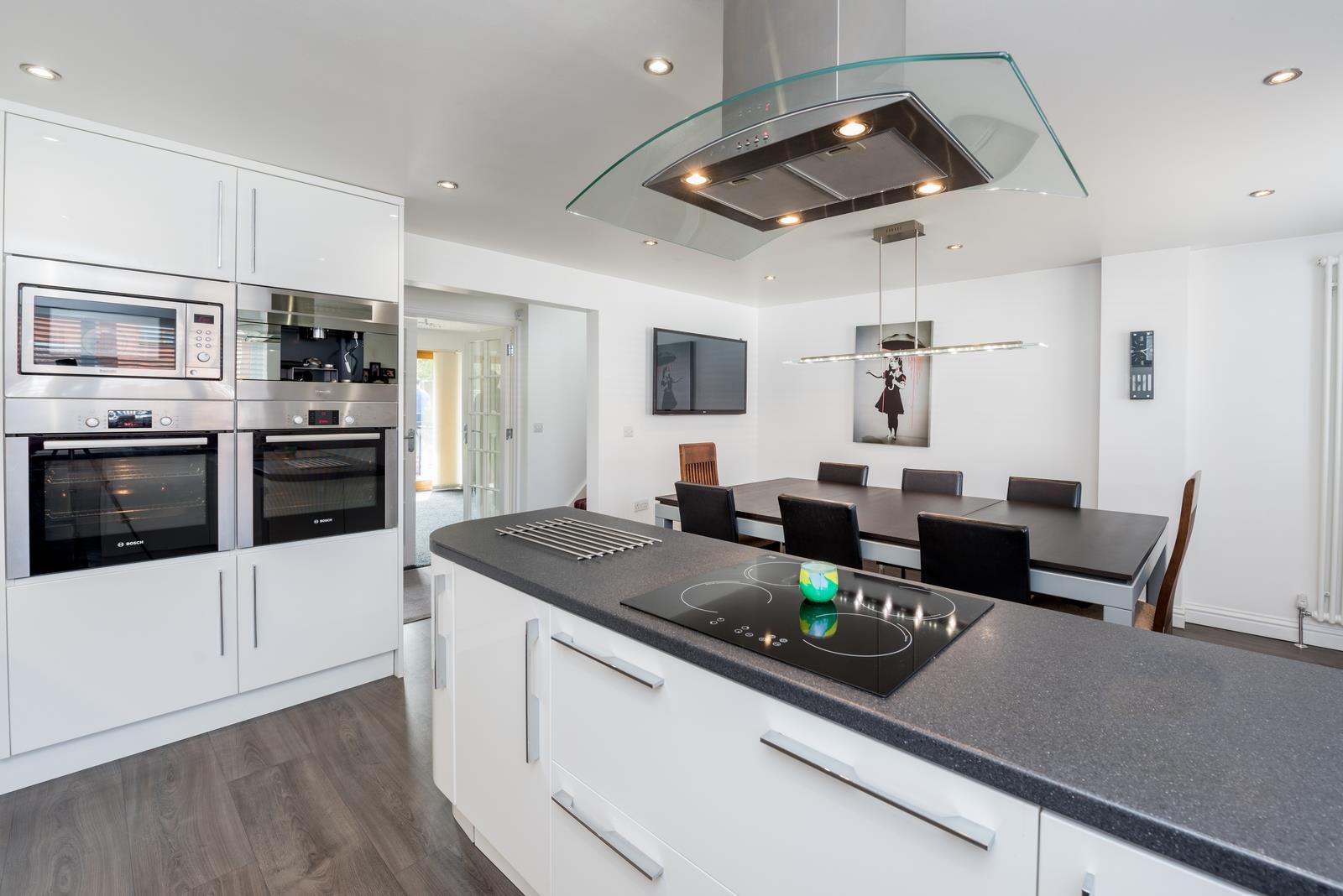 3 bed house for sale in Fallodon Way, Bristol  - Property Image 5