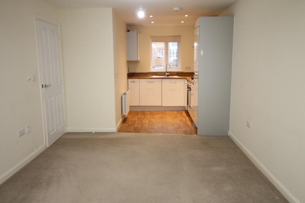 2 bed apartment to rent in Dorian Road, Bristol 2