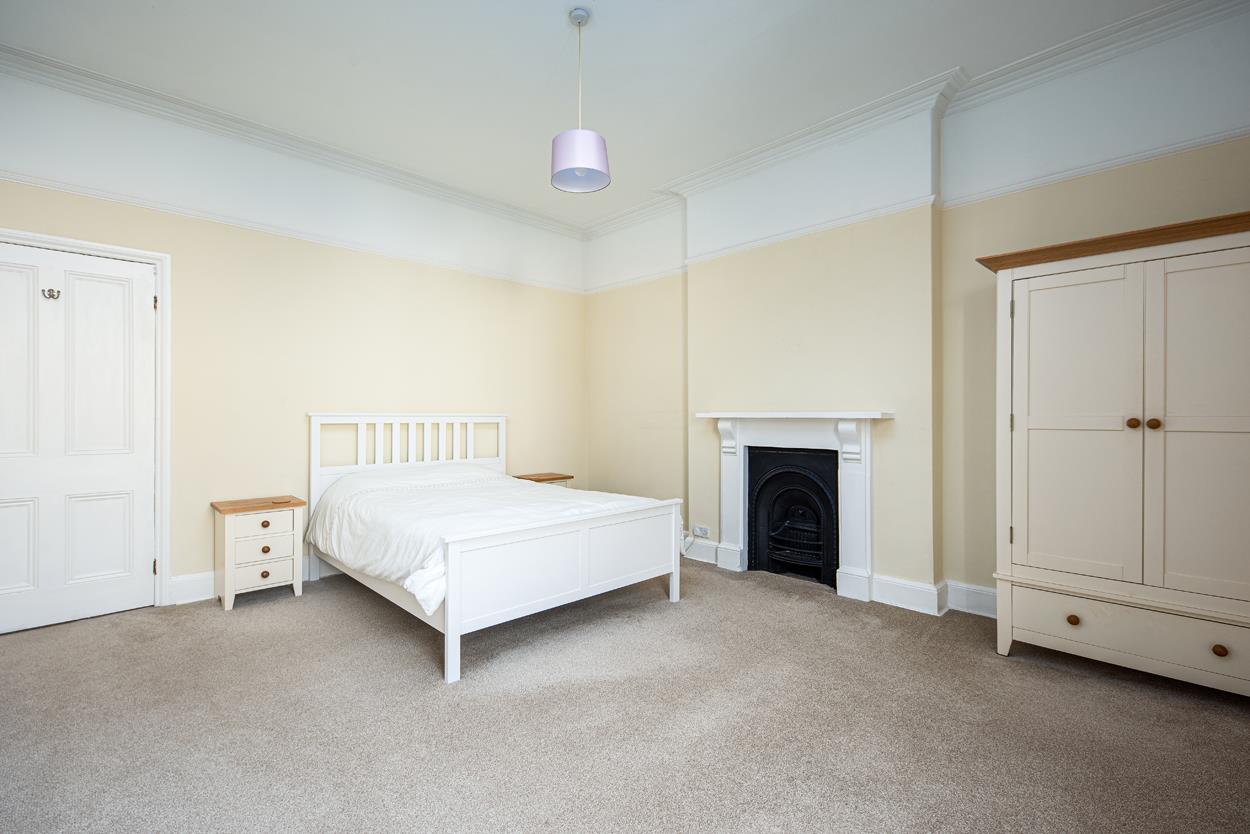 3 bed apartment to rent in Westfield Park, Bristol 3