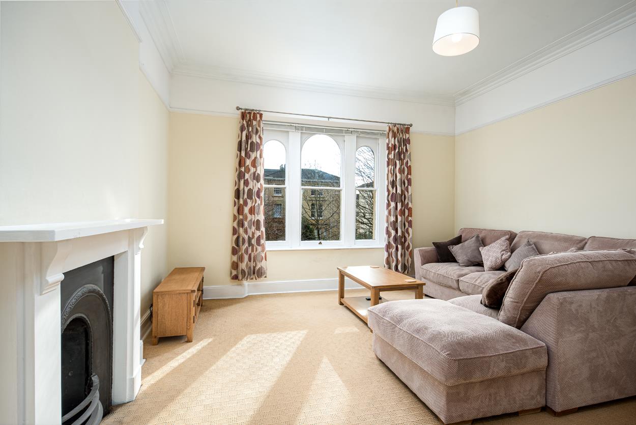 3 bed apartment to rent in Westfield Park, Bristol 2