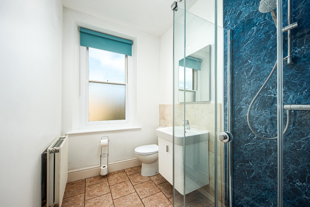 3 bed apartment to rent in Westfield Park, Bristol 9