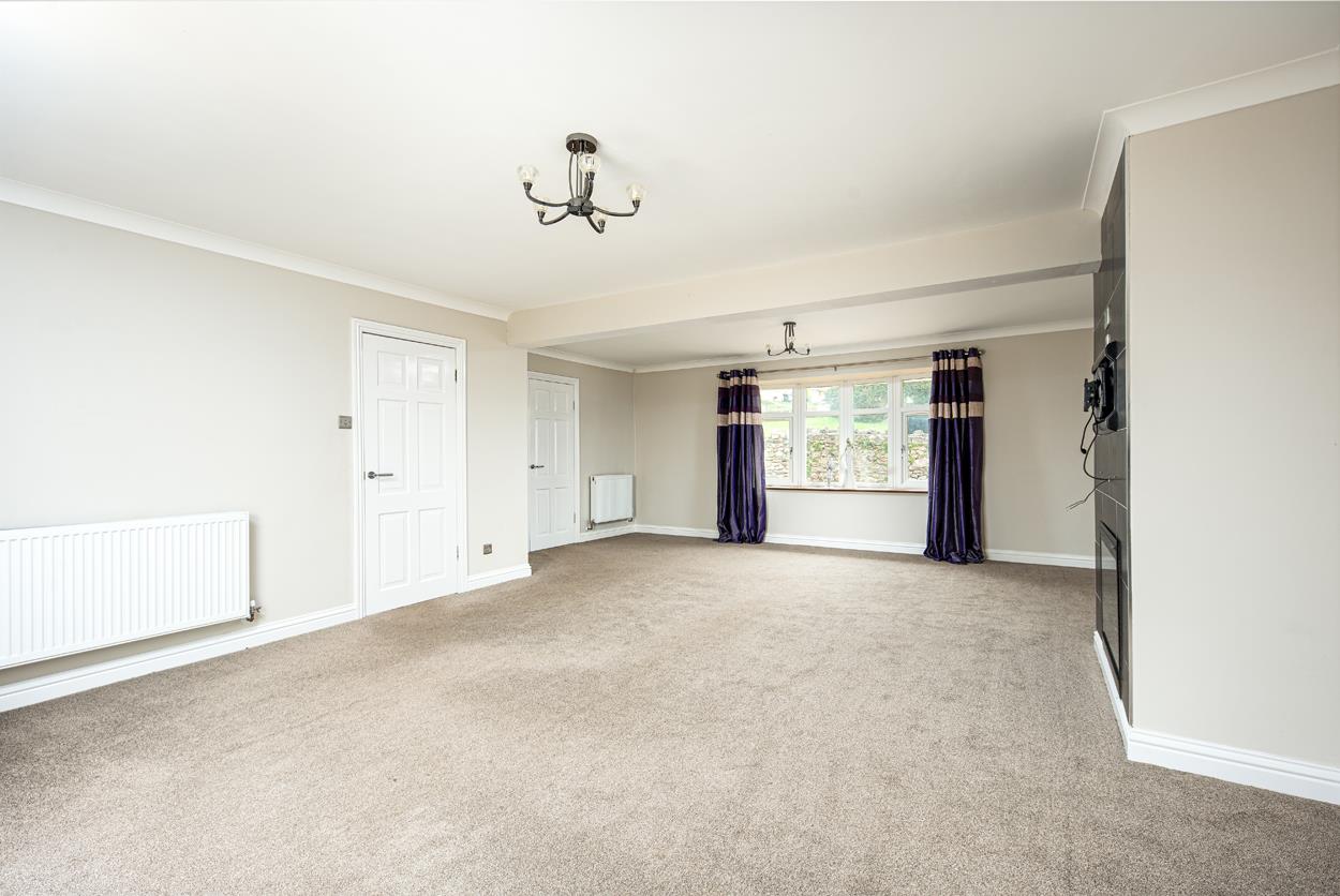 4 bed house for sale in Penpole Lane, Bristol 5