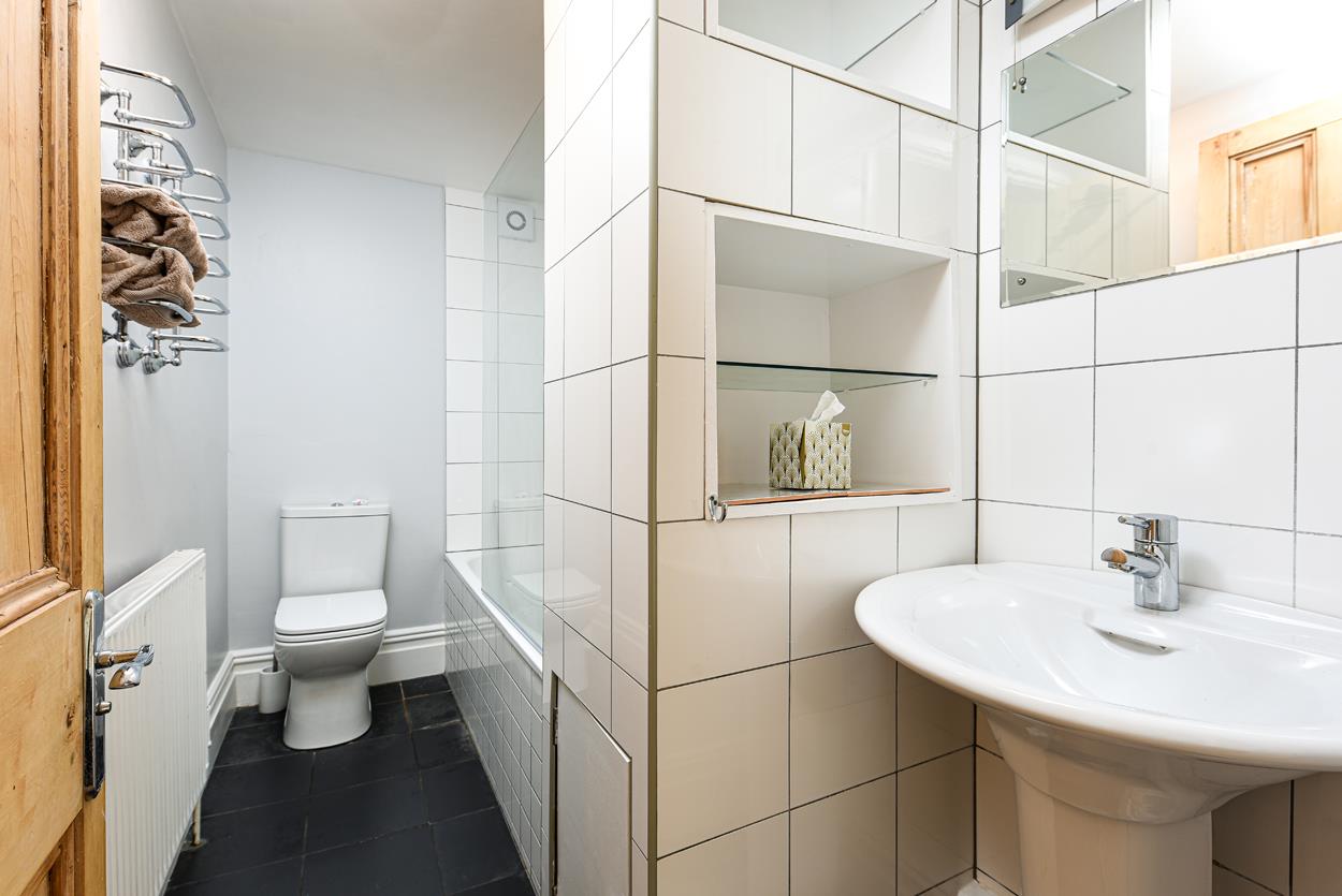 2 bed apartment to rent in Edgecumbe Road, Bristol  - Property Image 9