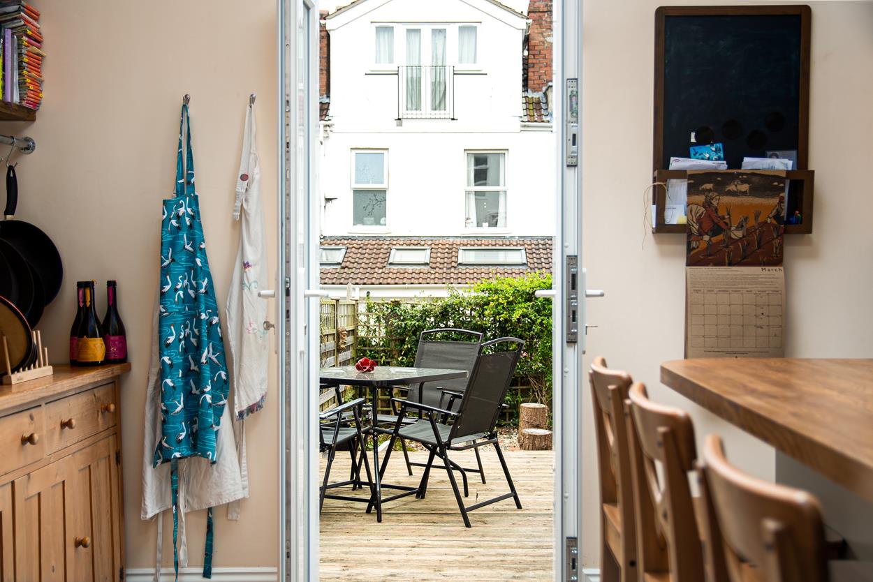 3 bed terraced house for sale in Raglan Place, Bristol  - Property Image 14