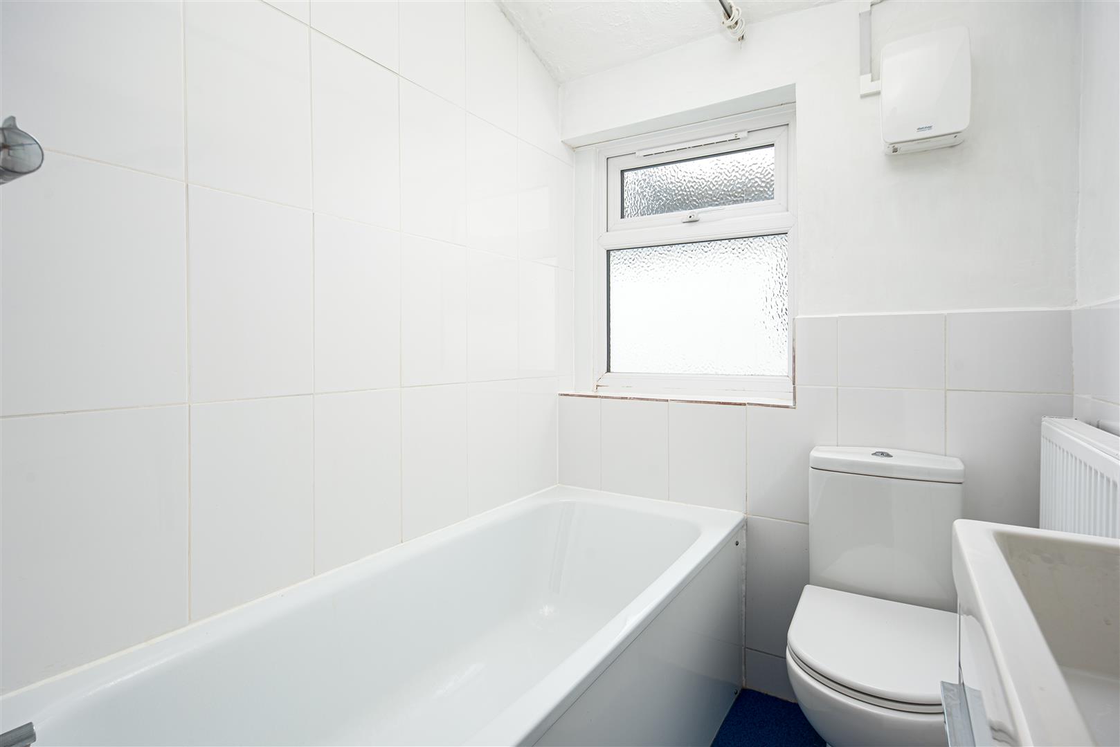 4 bed house for sale in Kennington Avenue, Bristol 9