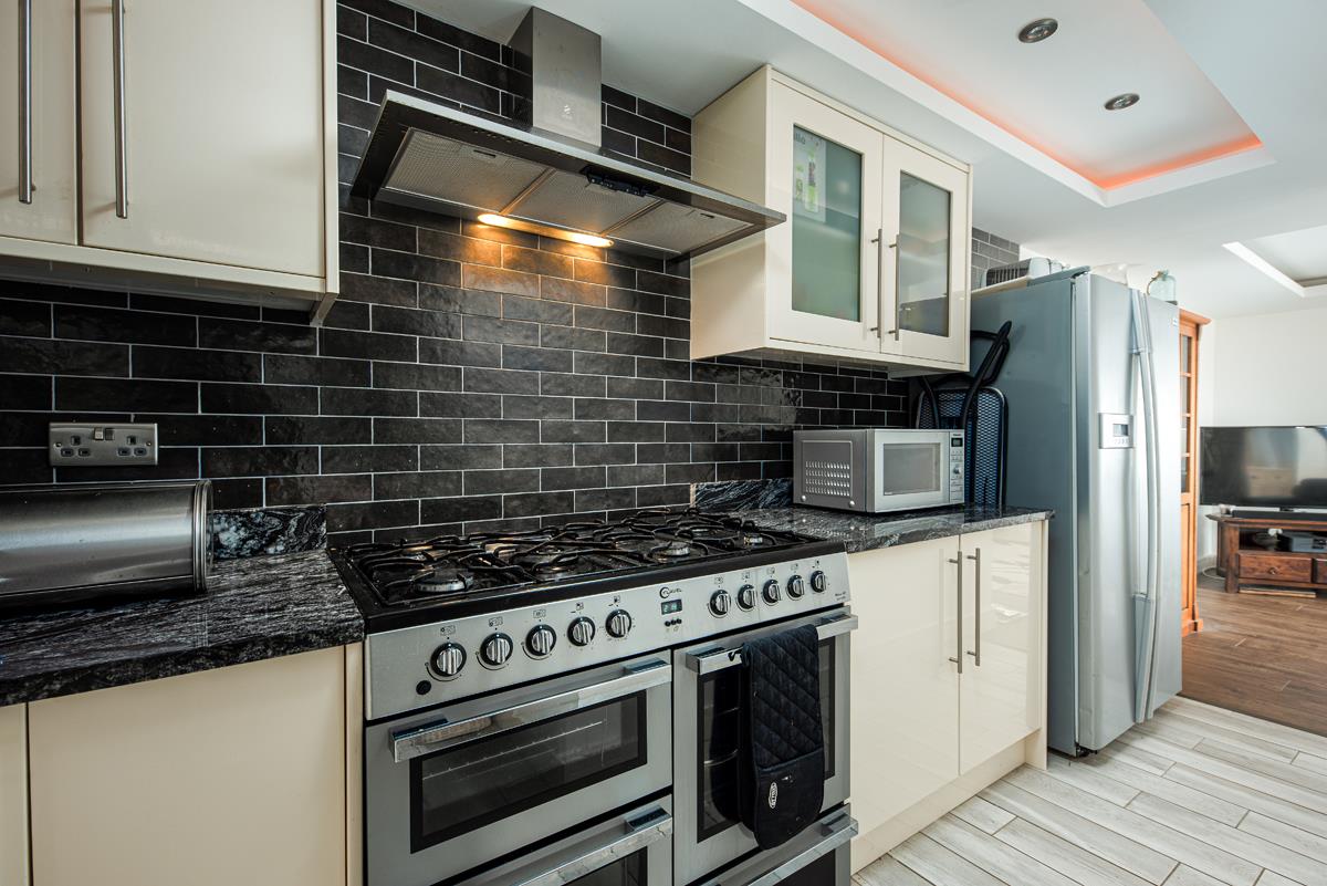 5 bed house for sale in Penpole Lane, Bristol 4