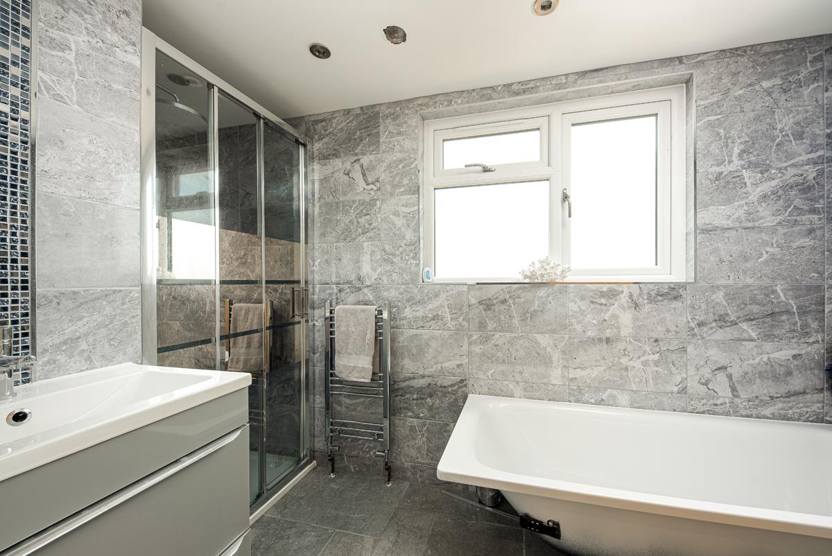 5 bed house for sale in Penpole Lane, Bristol 13