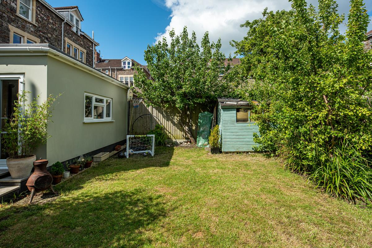 3 bed flat for sale in Blenheim Road, Bristol 11