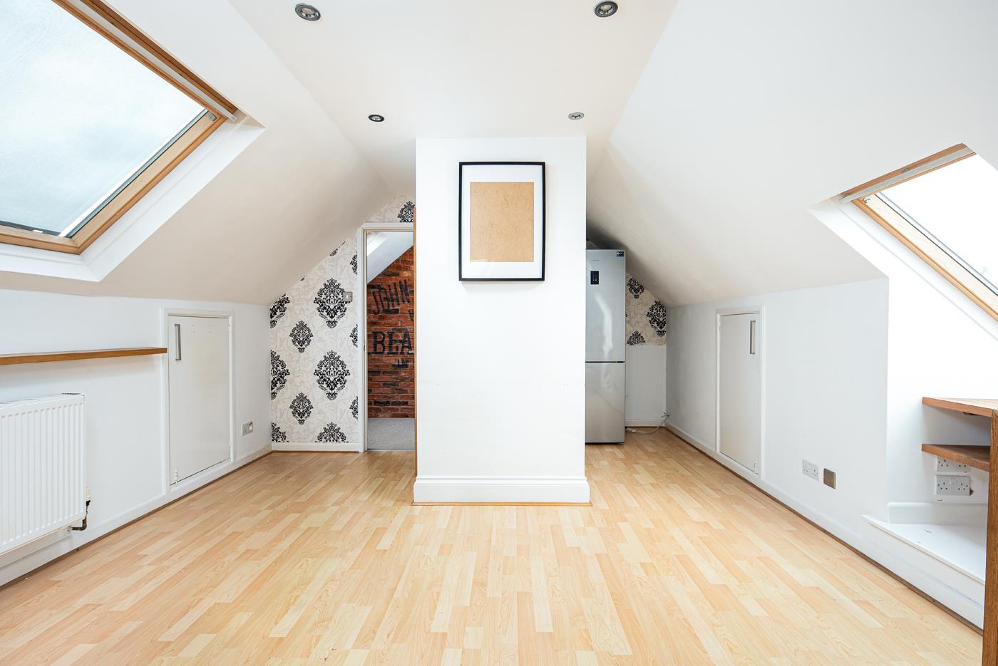 2 bed apartment to rent in Harcourt Road, Bristol 9