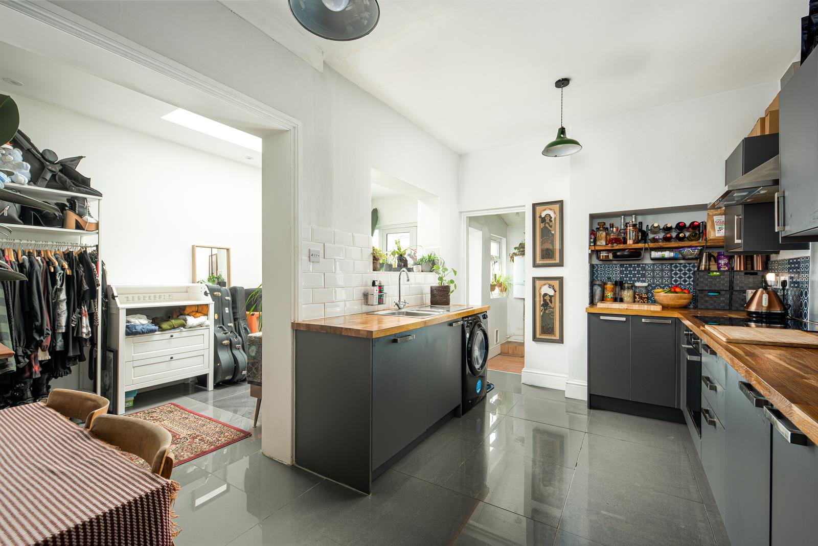 1 bed flat for sale in Kennington Avenue, Bristol 3