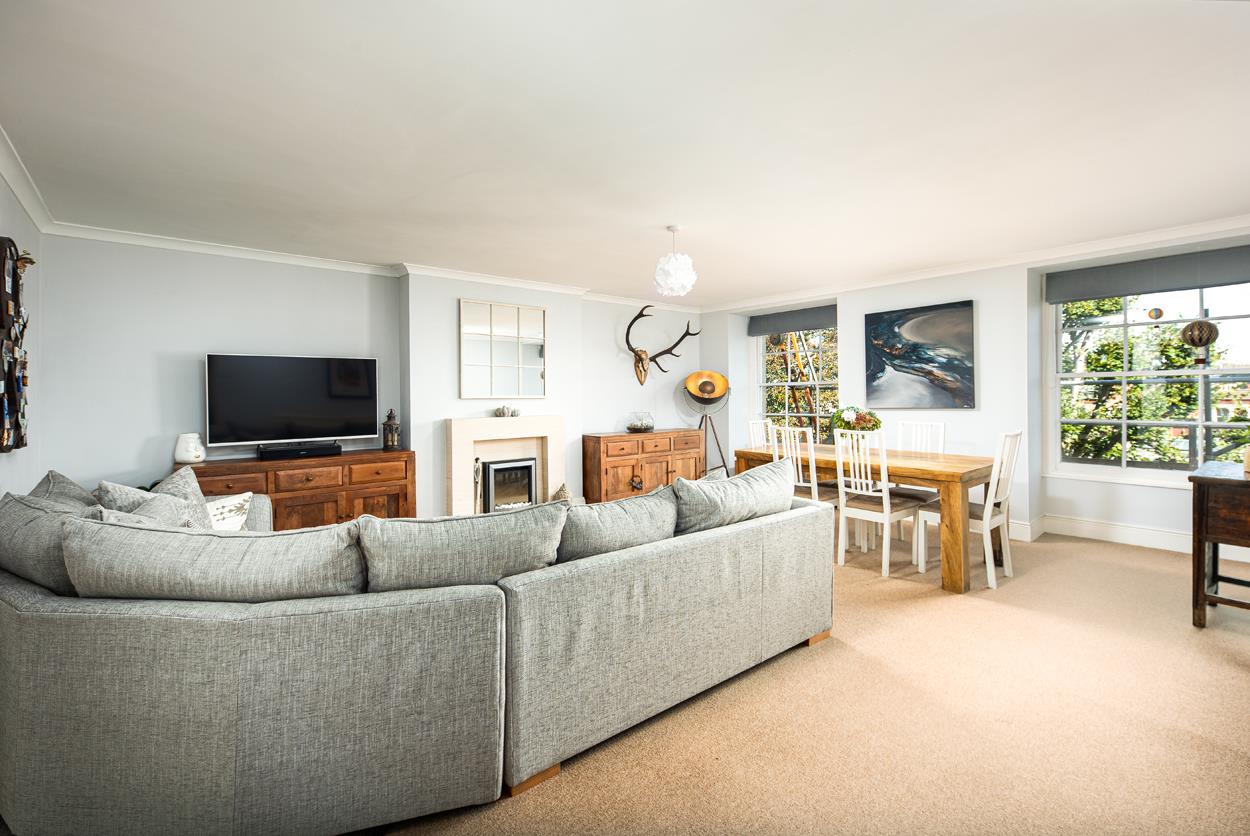 2 bed flat for sale in Rodney Place, Bristol 7