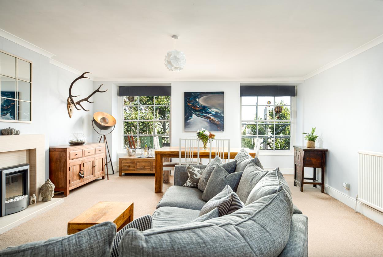 2 bed flat for sale in Rodney Place, Bristol, BS8 