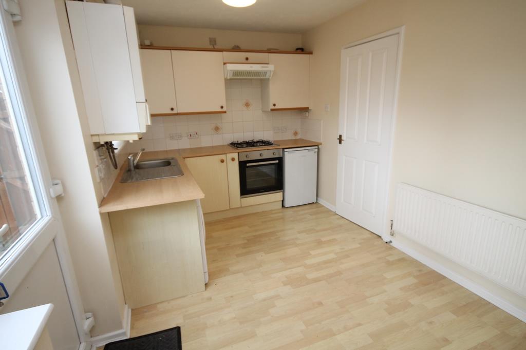 2 bed house to rent in Linden Drive, Bristol 3