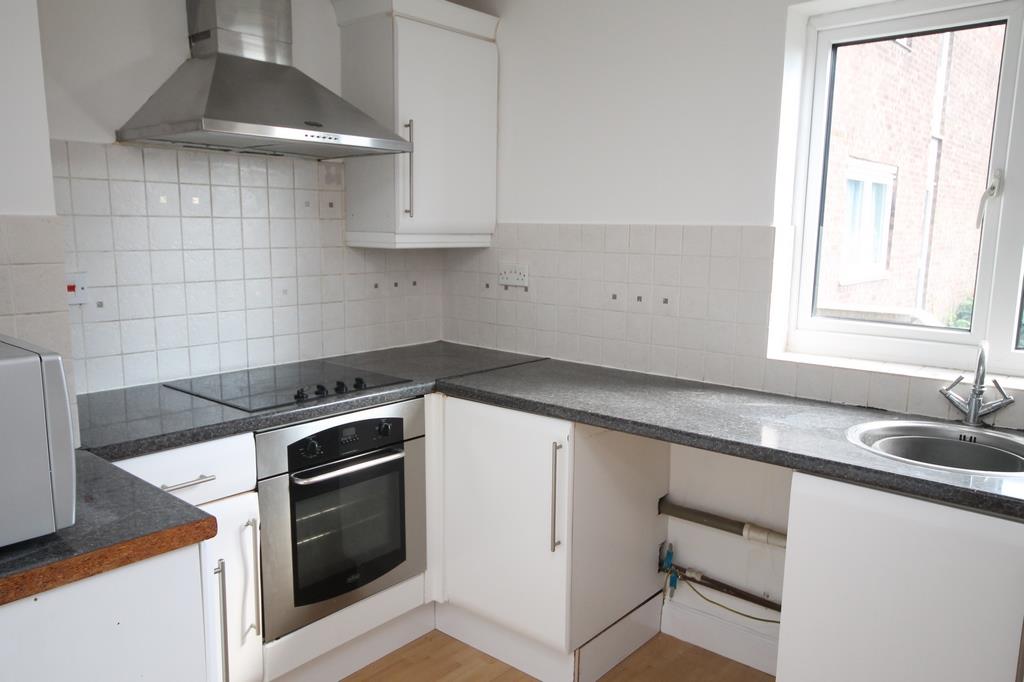 2 bed apartment to rent in Ison Hill Road, Bristol 6