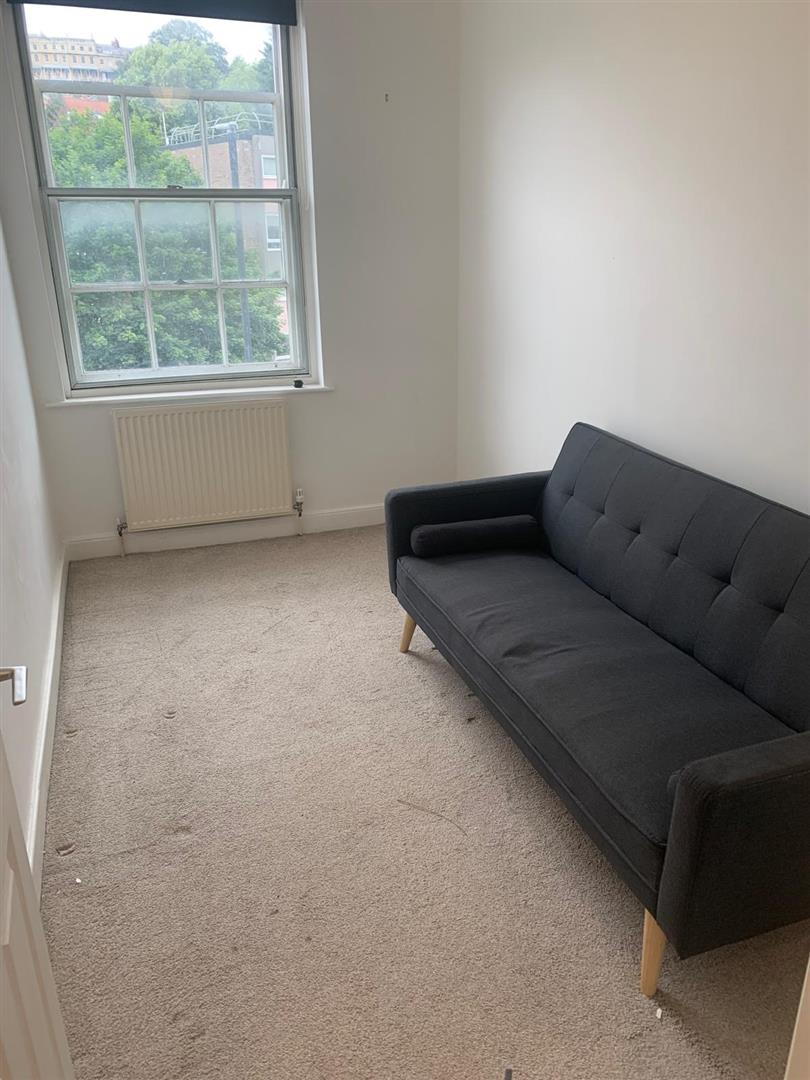 2 bed apartment to rent in Hotwell Road, Bristol  - Property Image 6