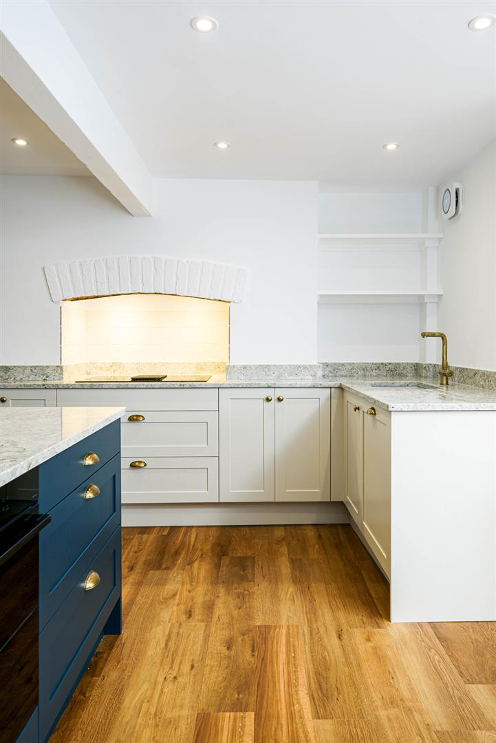 5 bed house to rent in Chandos Road, Bristol 4