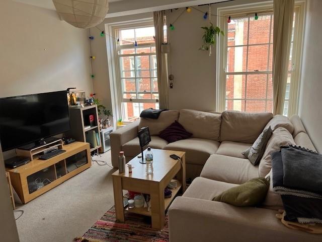 1 bed flat to rent in Wilder Street, Bristol, BS2 
