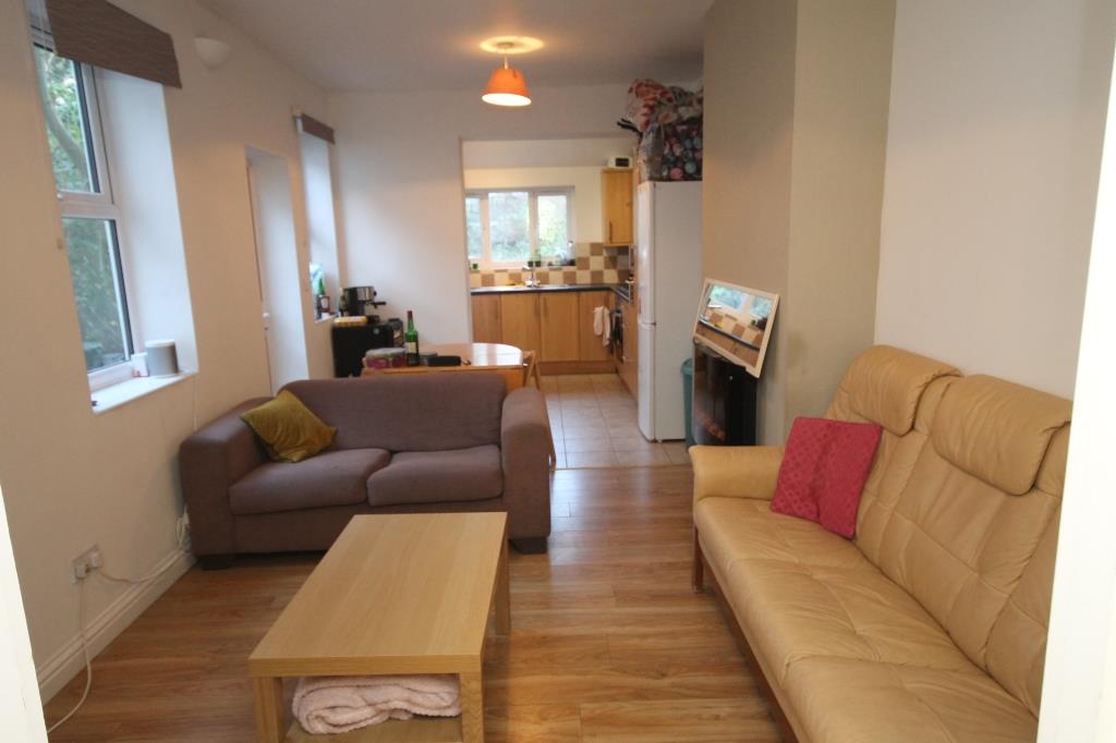 5 bed house to rent in Filton Avenue, Bristol  - Property Image 2