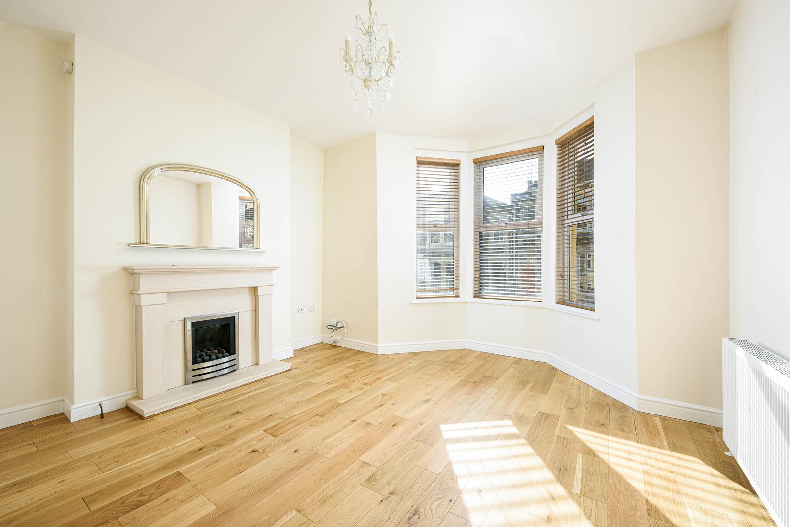 2 bed apartment to rent in Cowper Road, Bristol  - Property Image 1