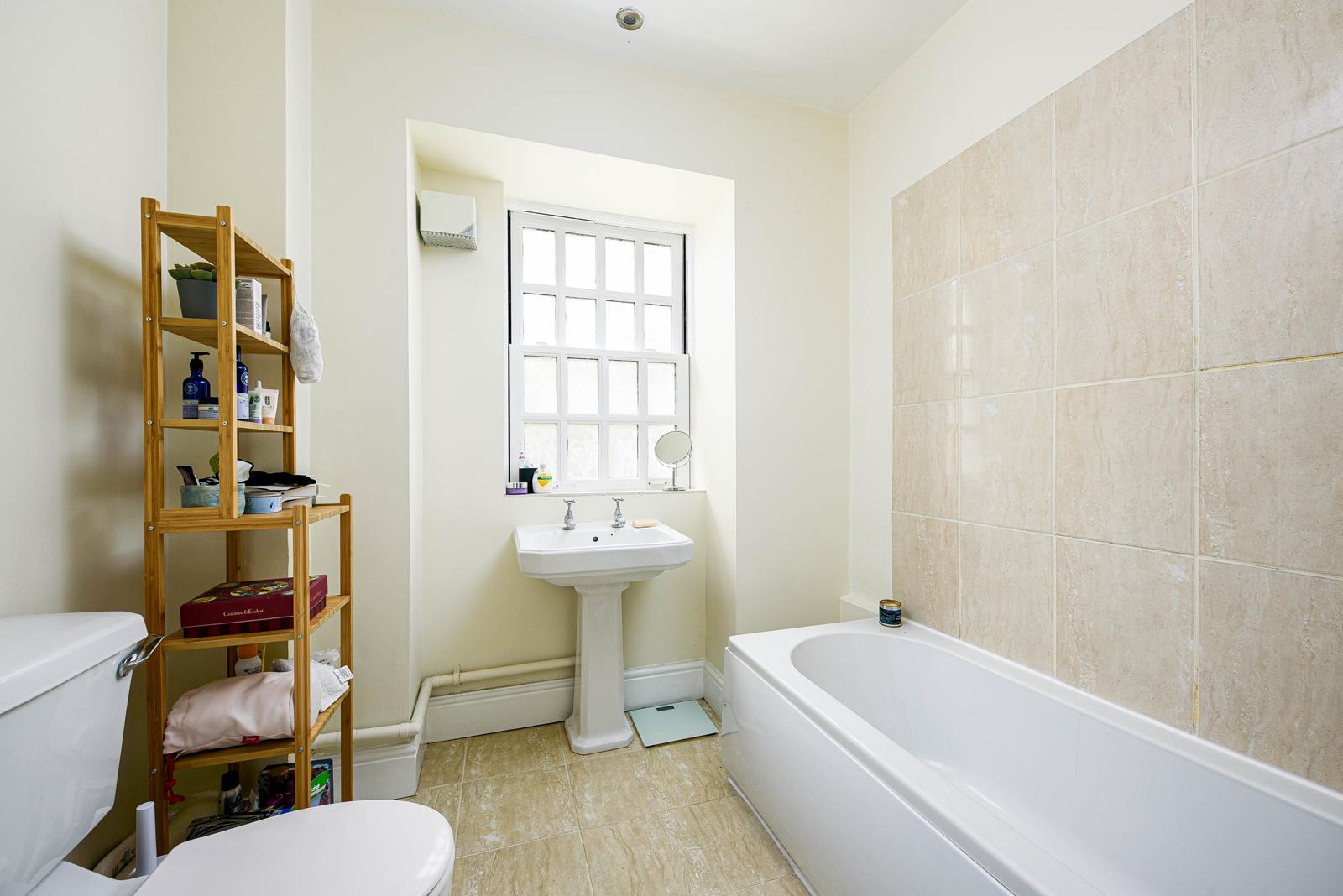 2 bed apartment for sale in Cotham Road, Bristol 6