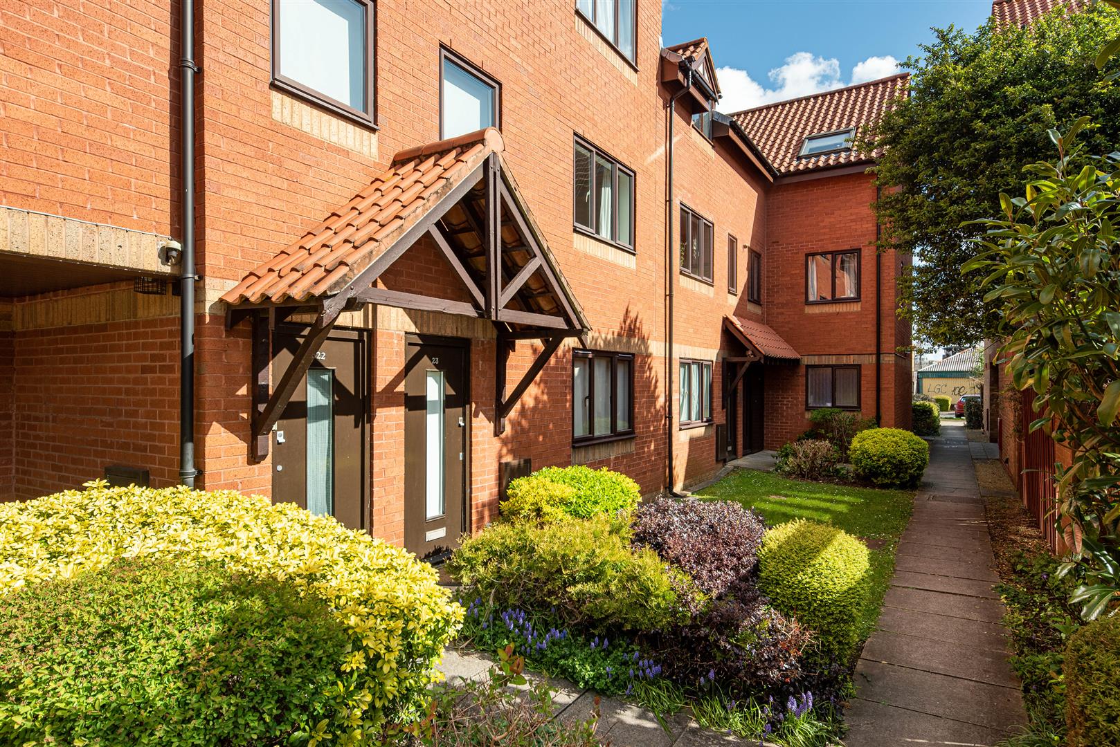 2 bed apartment for sale in Canada Way, Bristol  - Property Image 6