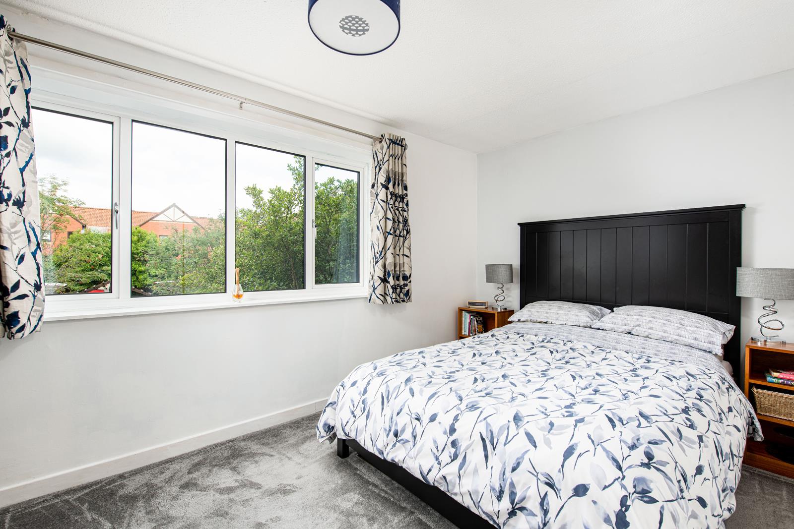 2 bed apartment for sale in Canada Way, Bristol 3