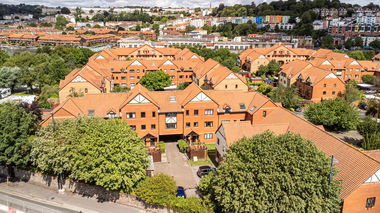 2 bed apartment for sale in Canada Way, Bristol 17