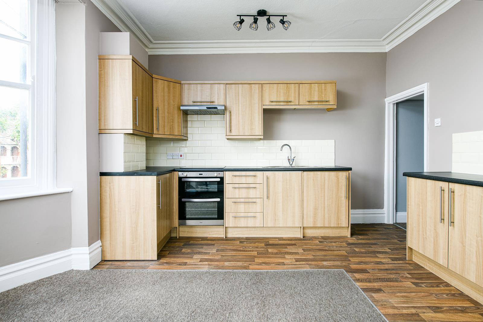 2 bed flat for sale in Station Road, Bristol  - Property Image 7