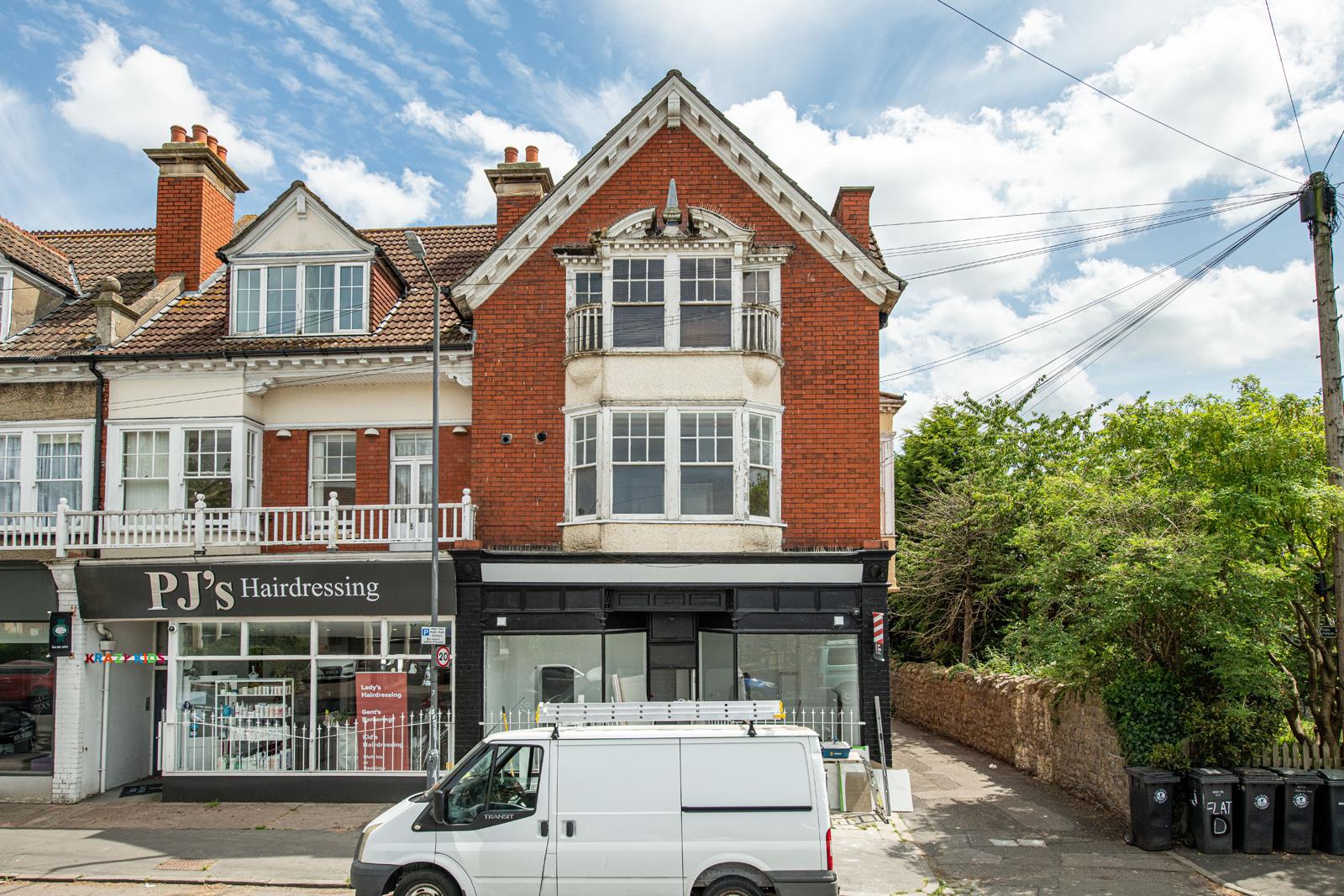 2 bed flat for sale in Station Road, Bristol - Property Image 1