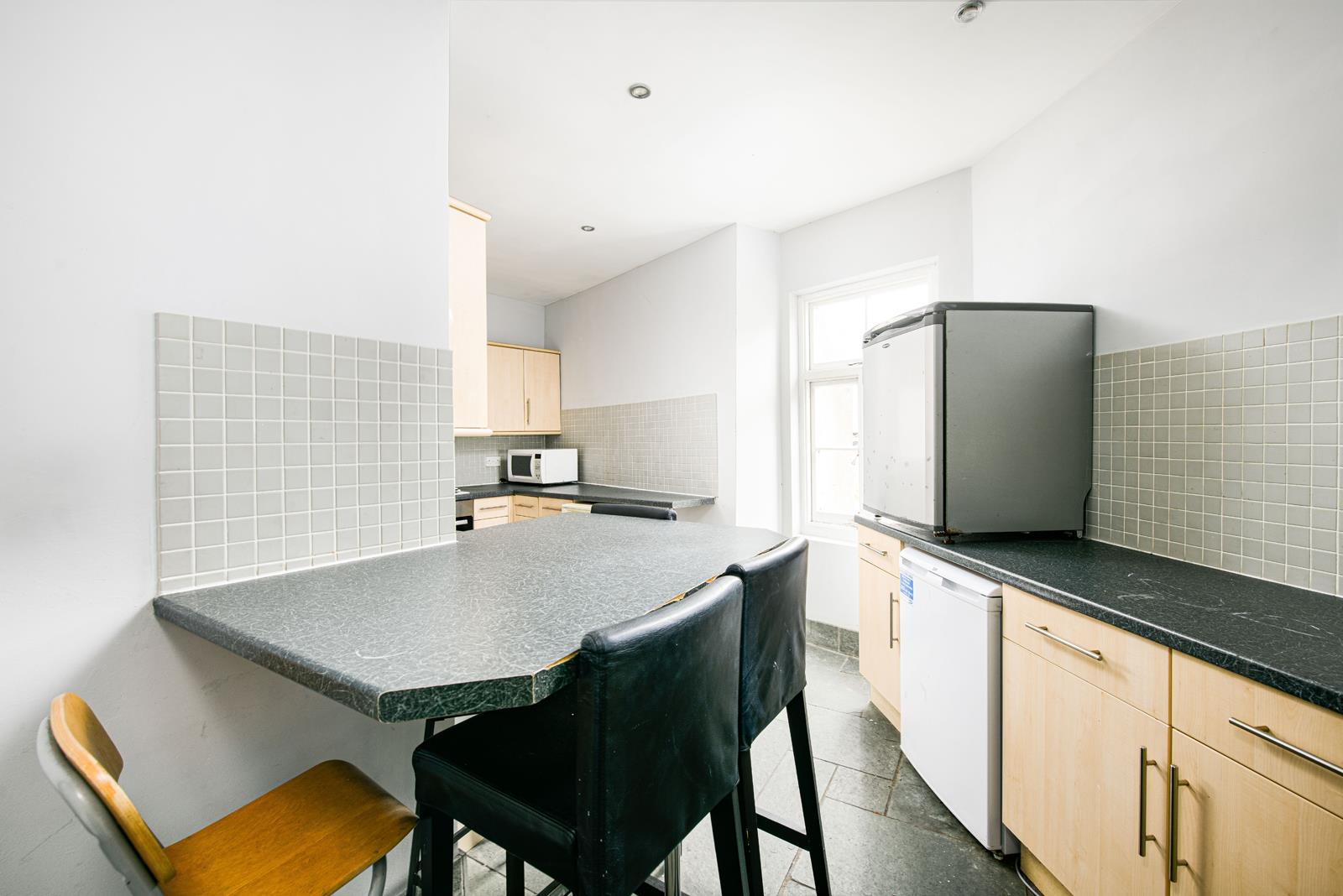 3 bed apartment to rent in Christmas Steps, Bristol 3
