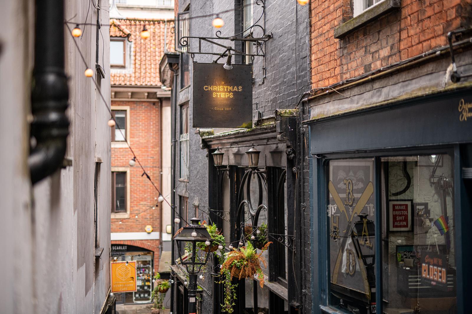 3 bed apartment to rent in Christmas Steps, Bristol 13