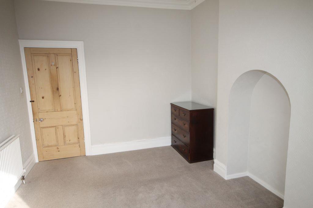 3 bed apartment to rent in Carnarvon Road, Bristol 9