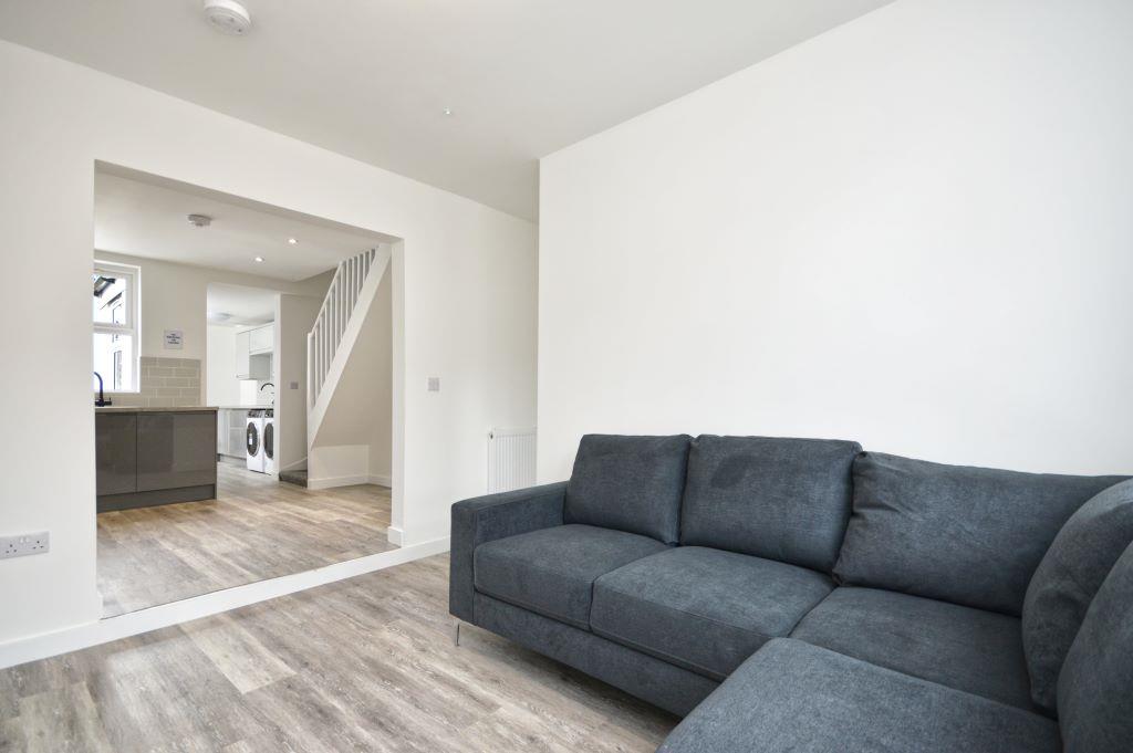 3 bed house to rent in Richmond Terrace, Bristol 2