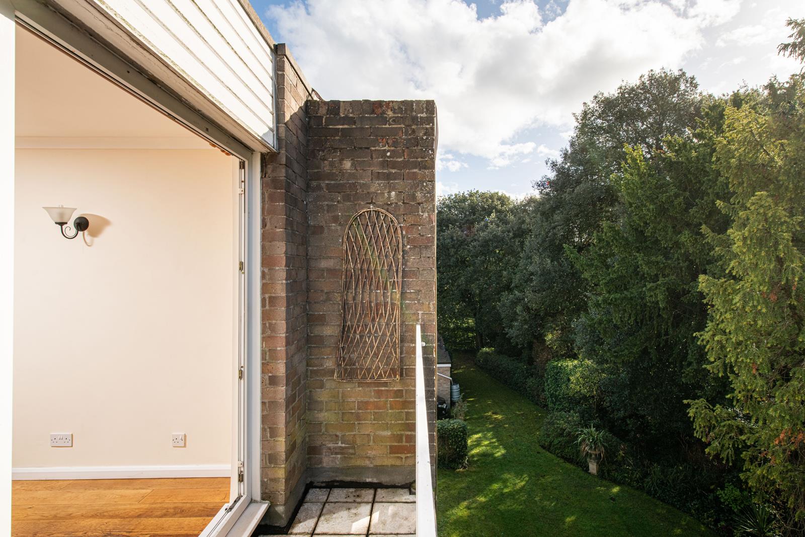 2 bed apartment for sale in Northover Close, Bristol 7