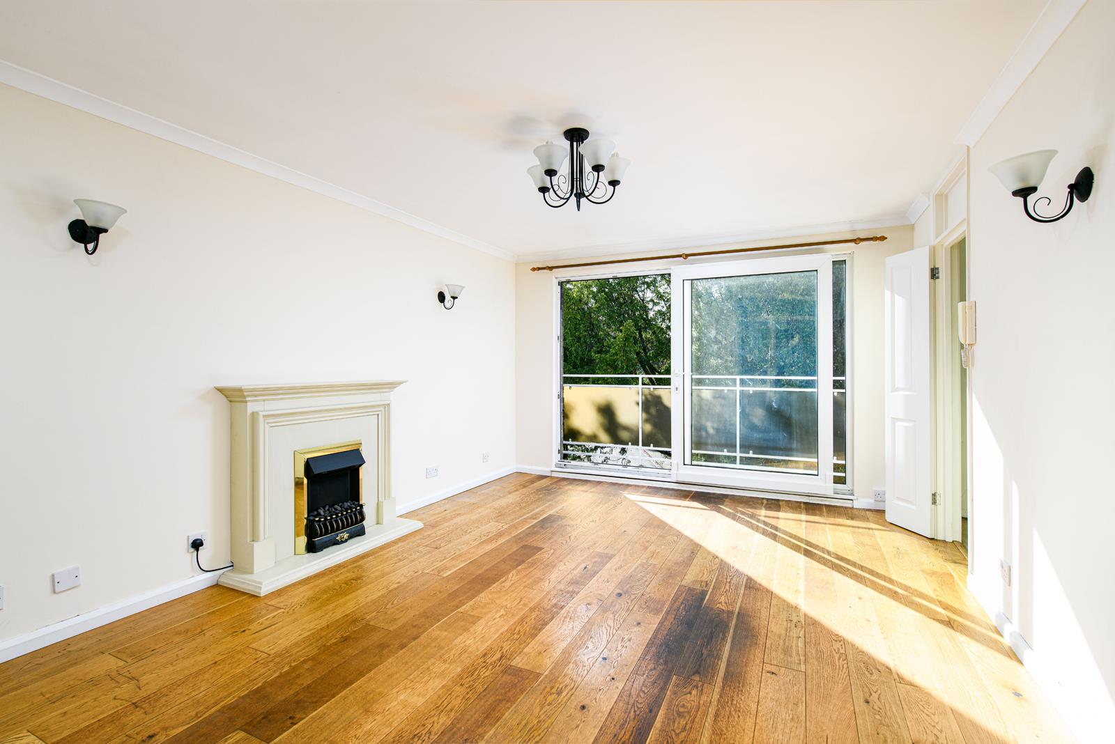 2 bed apartment for sale in Northover Close, Bristol  - Property Image 2