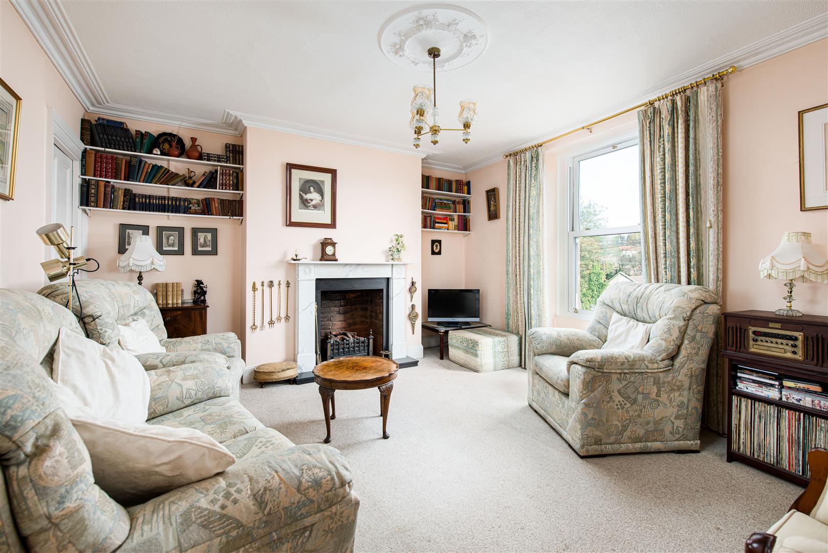 4 bed house for sale in Hillside, Bristol  - Property Image 2